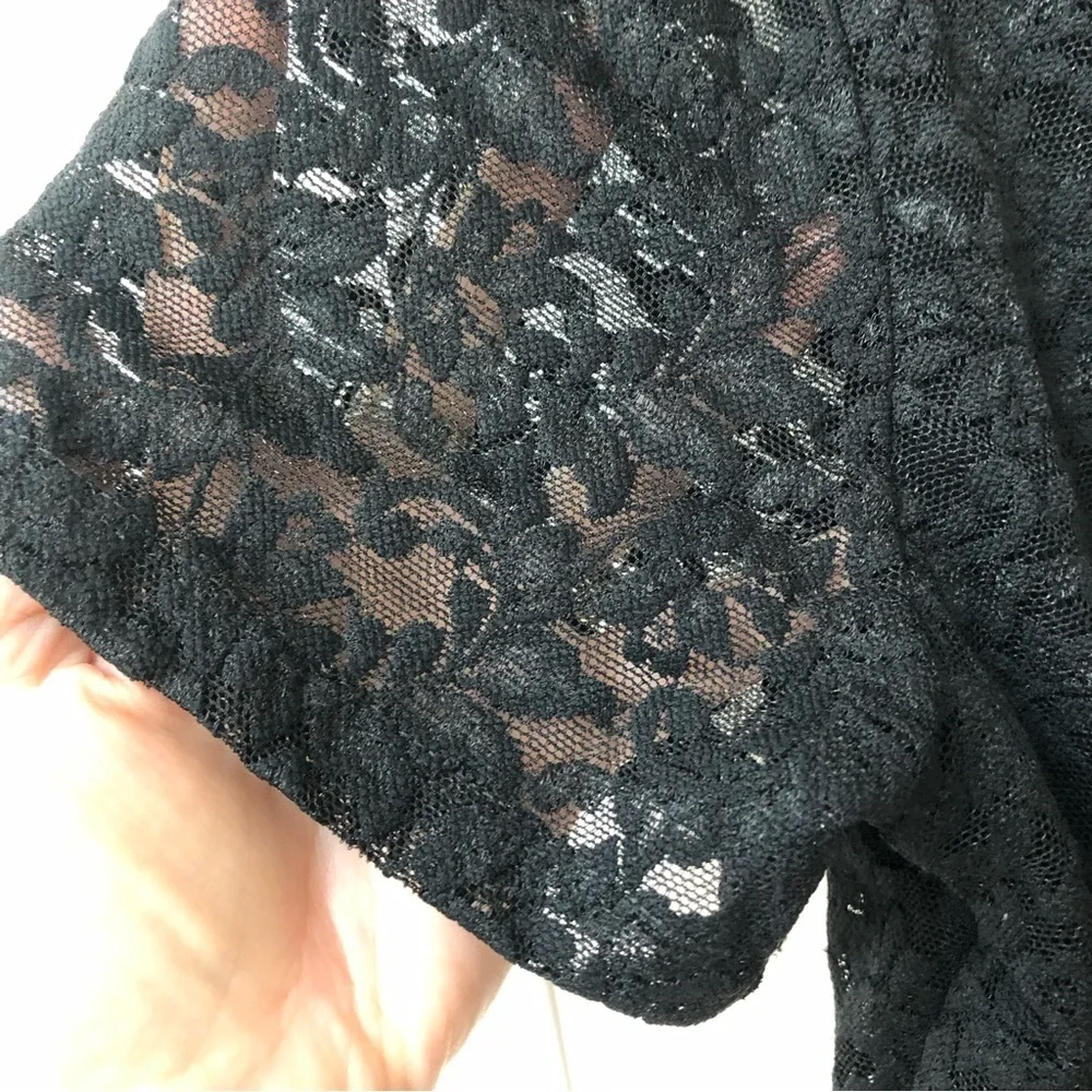 Coldwater Creek black stretch lace short sleeve crew neck partial lined M - Picture 2 of 7